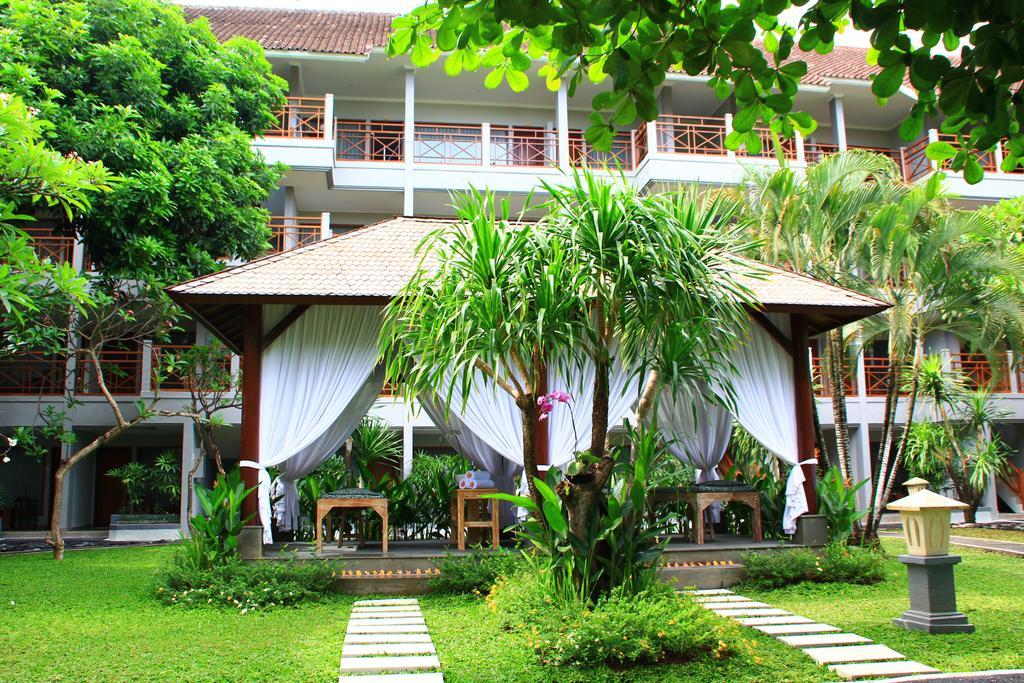 Dewi Sri Hotel Legian Eksteriør bilde